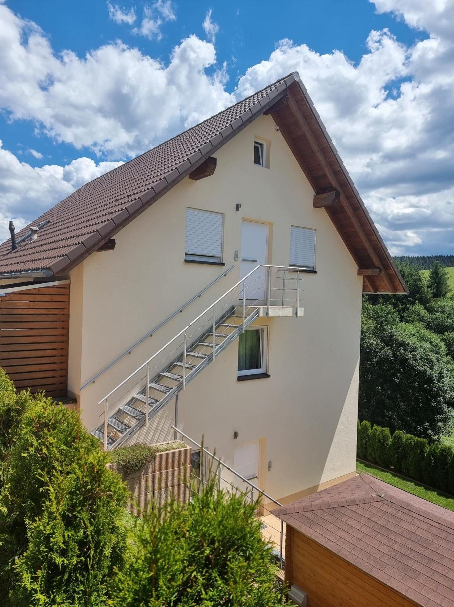 Ferienwohnung Am Bach Unterkirnach エクステリア 写真
